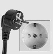 EVqiaoyi GBT Car V2L is a nifty addition to your ride. It swiftly converts your car into a power haven. Charge your gadgets on road trips or outdoor escapades with ease, making every journey a breeze.